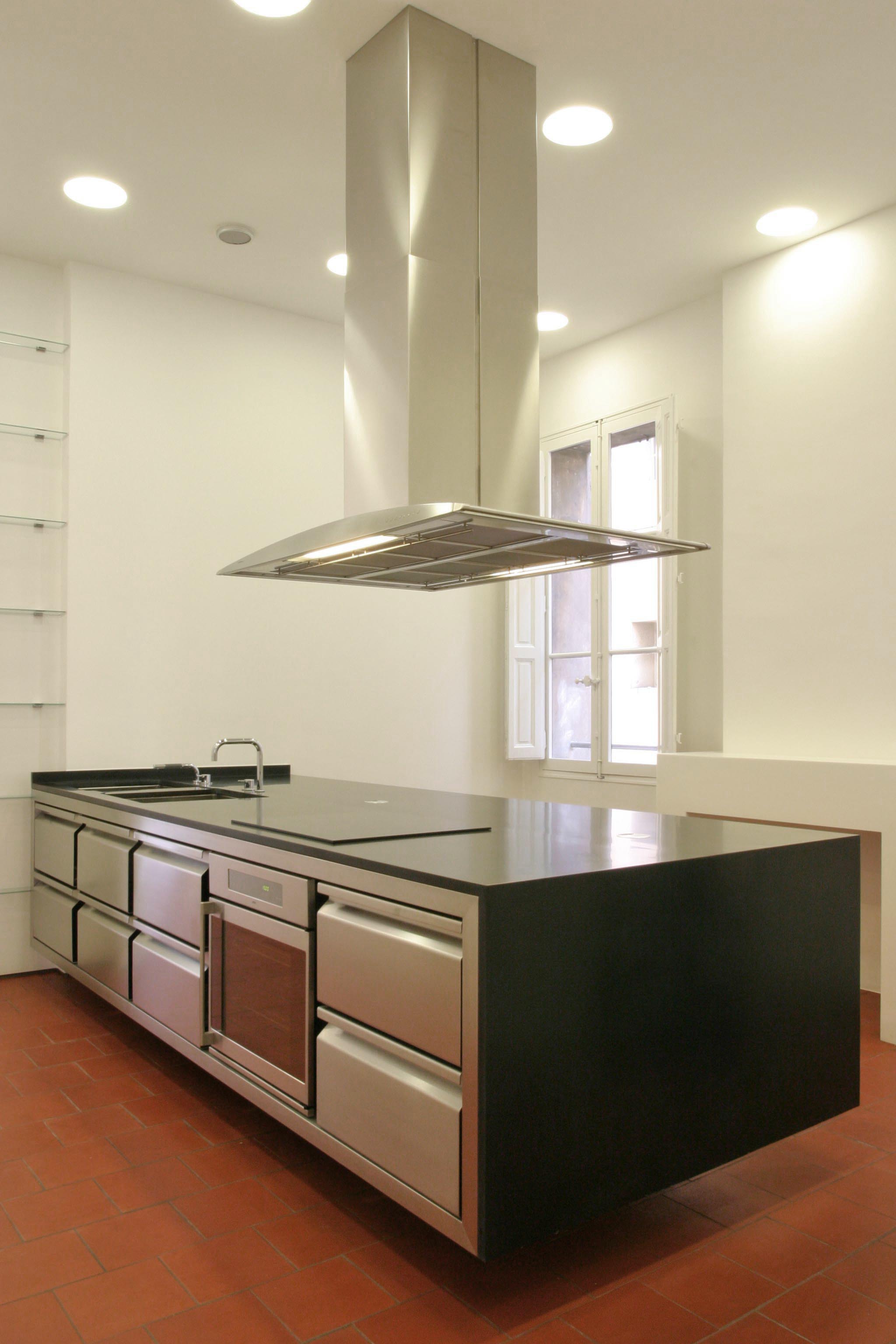 Geoffrey Powis furniture design kitchen